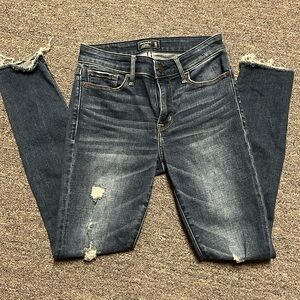 Abercrombie & Fitch Ankle Jean